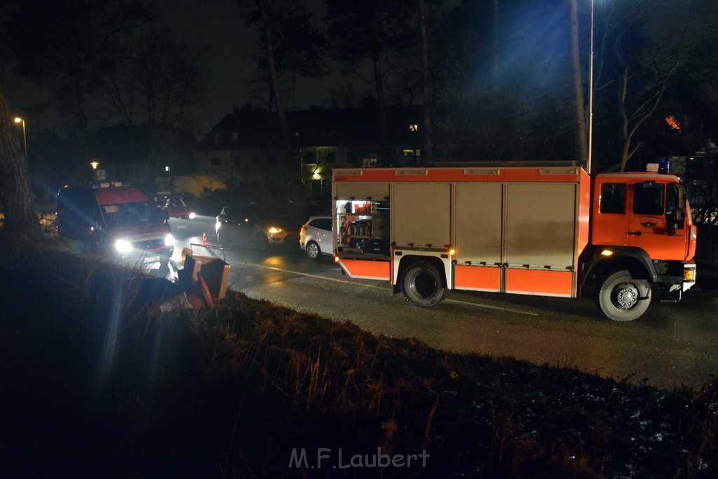 Container LKW umgestuerzt Koeln Brueck Bruecker- Dellbruecker Mauspfad P416.JPG - Miklos Laubert